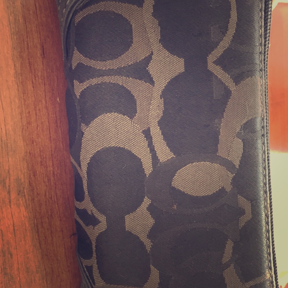 Coach wristlet black & gray